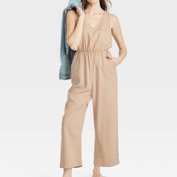 NWT Universal Thread Tan Sleeveless Women's Jumpsuit with Open Back Size X-Small - Picture 1 of 4